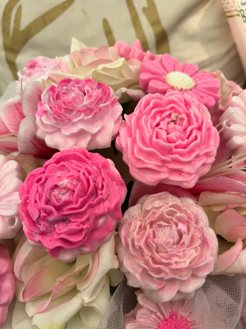 Candy Blush bouquet M010