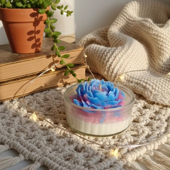 Blush & Blue Bloom jar M023